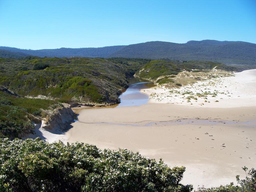 Cloudy Bay Beach House South Bruny Esterno foto